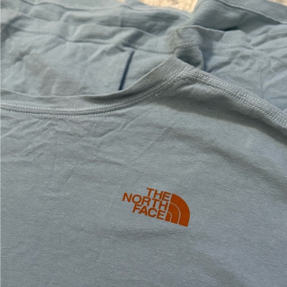The North Face Blue T-Shirt - Picture 4 of 5